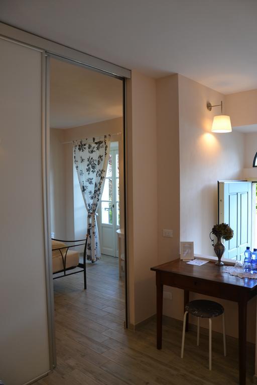 B&B Le Darsene Cannobio Rom bilde